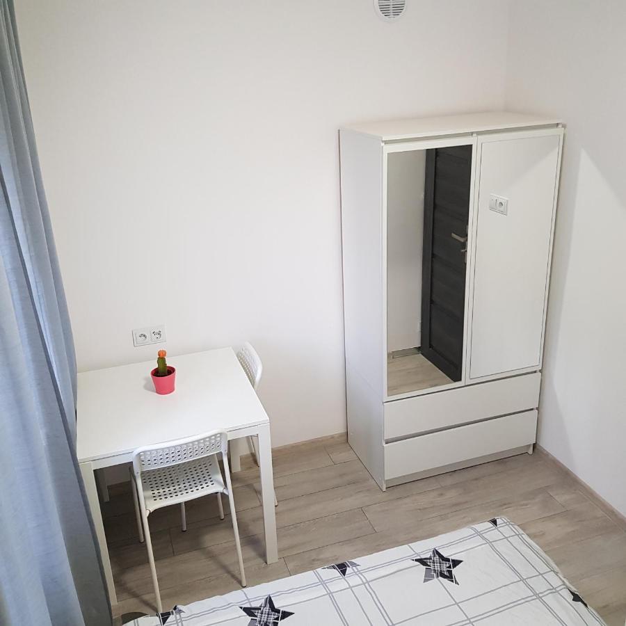 Mirrorroom Pl Downtown Warszawa Eksteriør bilde